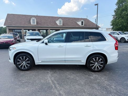Used 2025 Volvo XC90 B5 Core AWD/4WD image 10