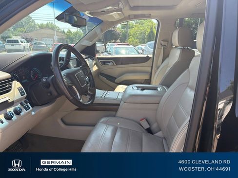 Used 2018 GMC Yukon Denali w/ Denali Ultimate Package AWD/4WD image 18