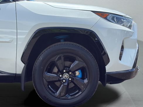Used 2021 Toyota RAV4 XSE w/ Protection Package (TMS) AWD/4WD image 30