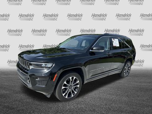 Used 2021 Jeep Grand Cherokee L Overland w/ Advanced Protech Group III AWD/4WD image 5