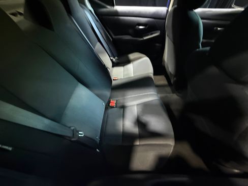 Used 2023 Nissan Sentra SV FWD image 18