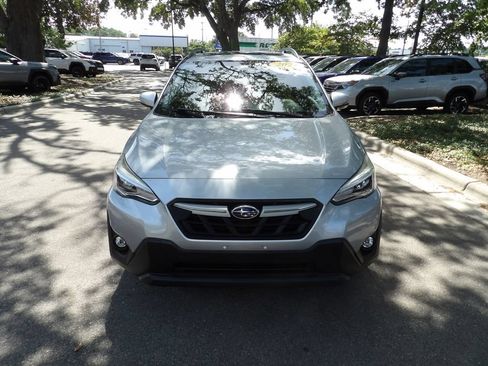 Used 2021 Subaru Crosstrek 2.5i Limited w/ Moonroof Package 2 AWD/4WD image 2