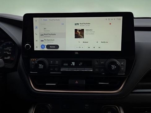 Used 2024 Toyota Grand Highlander AWD Hybrid image 33