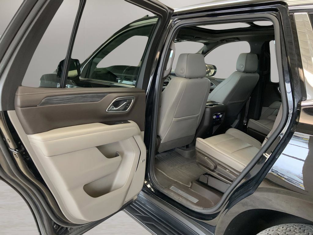 Used 2021 GMC Yukon SLT w/ SLT Luxury Plus Package AWD/4WD image 21