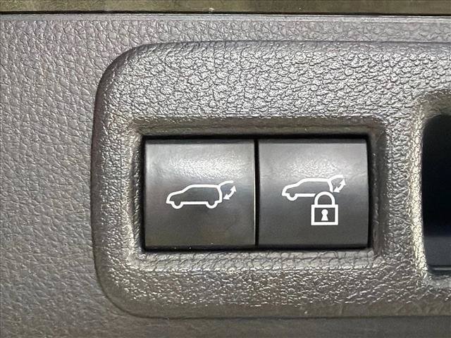 Used 2024 Toyota Venza Nightshade AWD/4WD image 20