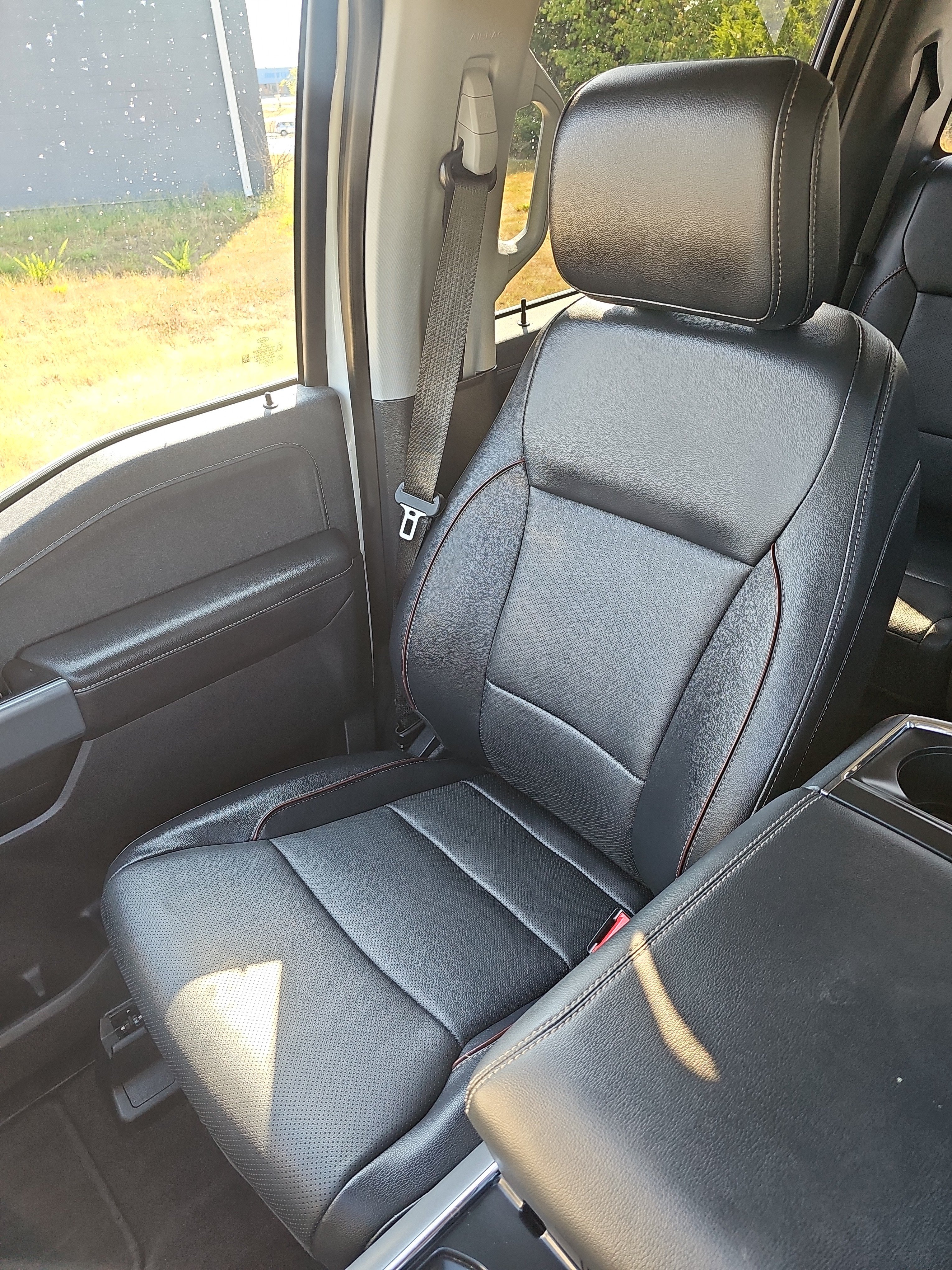 Used 2023 Ford F150 Lariat AWD/4WD image 33