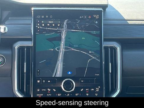 Used 2025 GMC Acadia Elevation image 23