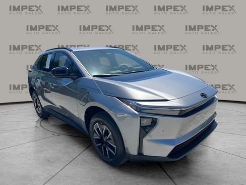 Used 2026 Toyota bZ FWD image 7