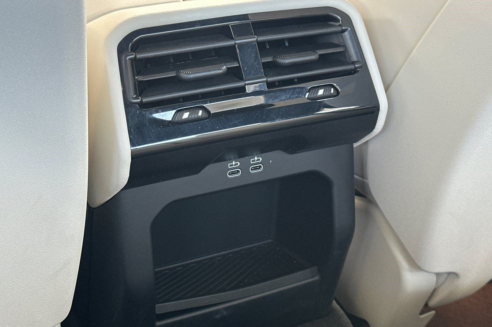 Certified 2024 BMW i5 eDrive40i w/ Premium Package RWD image 16