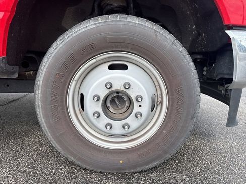 Used 2026 Ford F350 XLT AWD/4WD image 7
