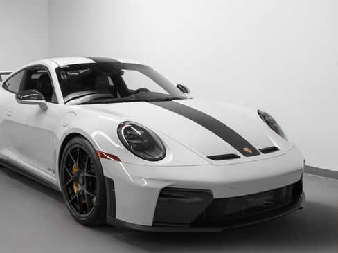 Certified 2026 Porsche 911 GT3 image 9