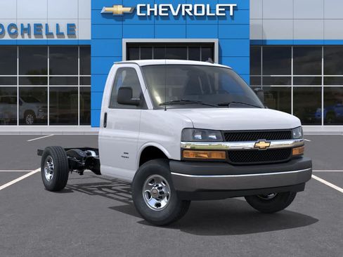 New 2025 Chevrolet Express 3500 w/ Power Convenience Package RWD image 7