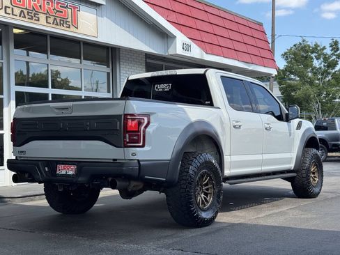 Used 2017 Ford F150 Raptor w/ Equipment Group 802A Luxury AWD/4WD image 3