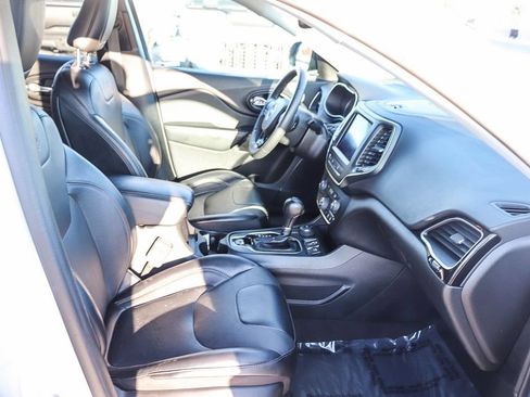 Used 2023 Jeep Cherokee Altitude Lux AWD/4WD image 19