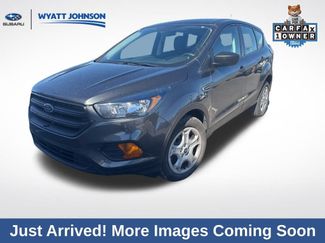 Used 2019 Ford Escape S video 1