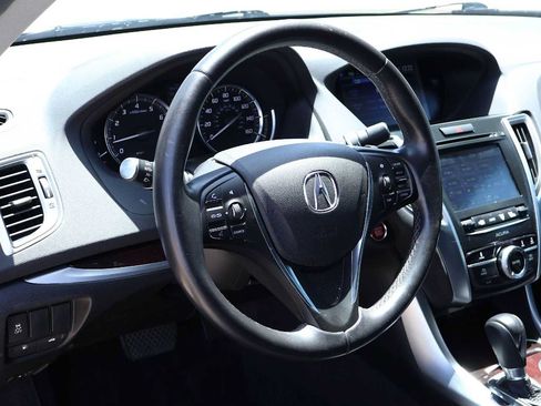 Used 2015 Acura TLX FWD image 2