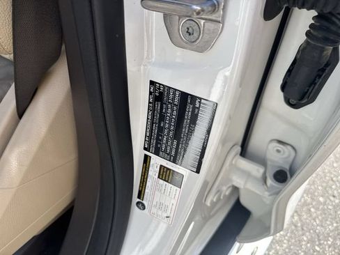 Used 2018 Mercedes-Benz GLE 350 4MATIC image 37