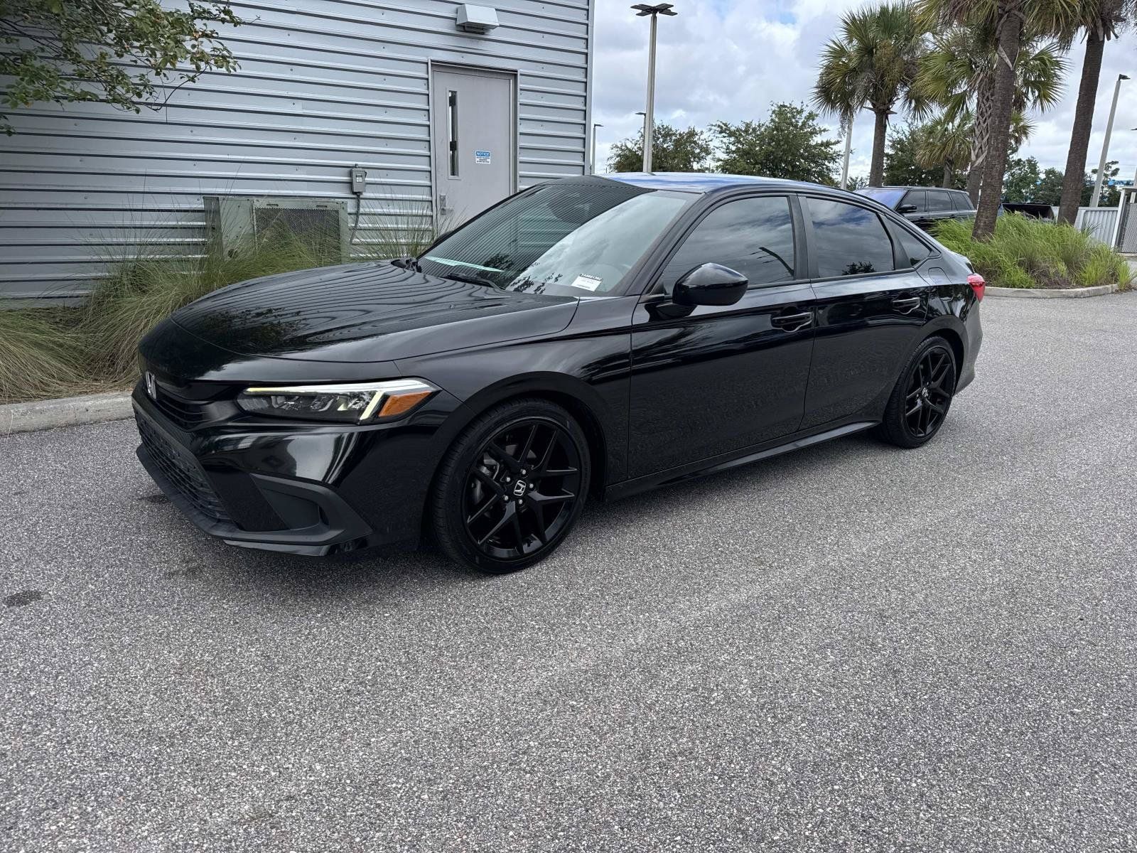 Used 2022 Honda Civic Sport image 1