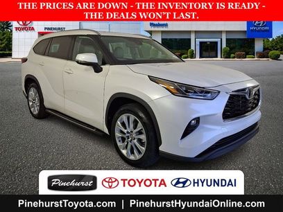 Used 2023 Toyota Highlander Limited