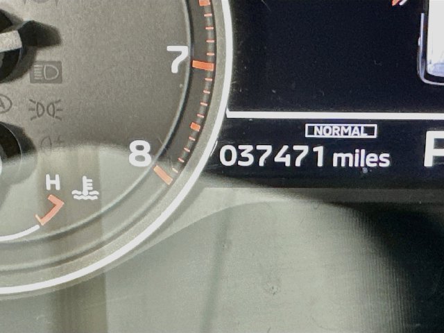 Used 2024 Mitsubishi Outlander SE AWD/4WD image 16
