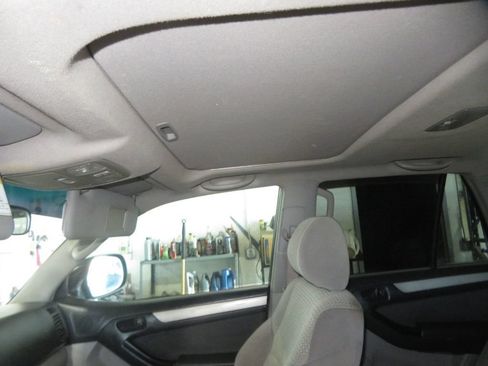 Used 2004 Toyota 4Runner 4WD image 22