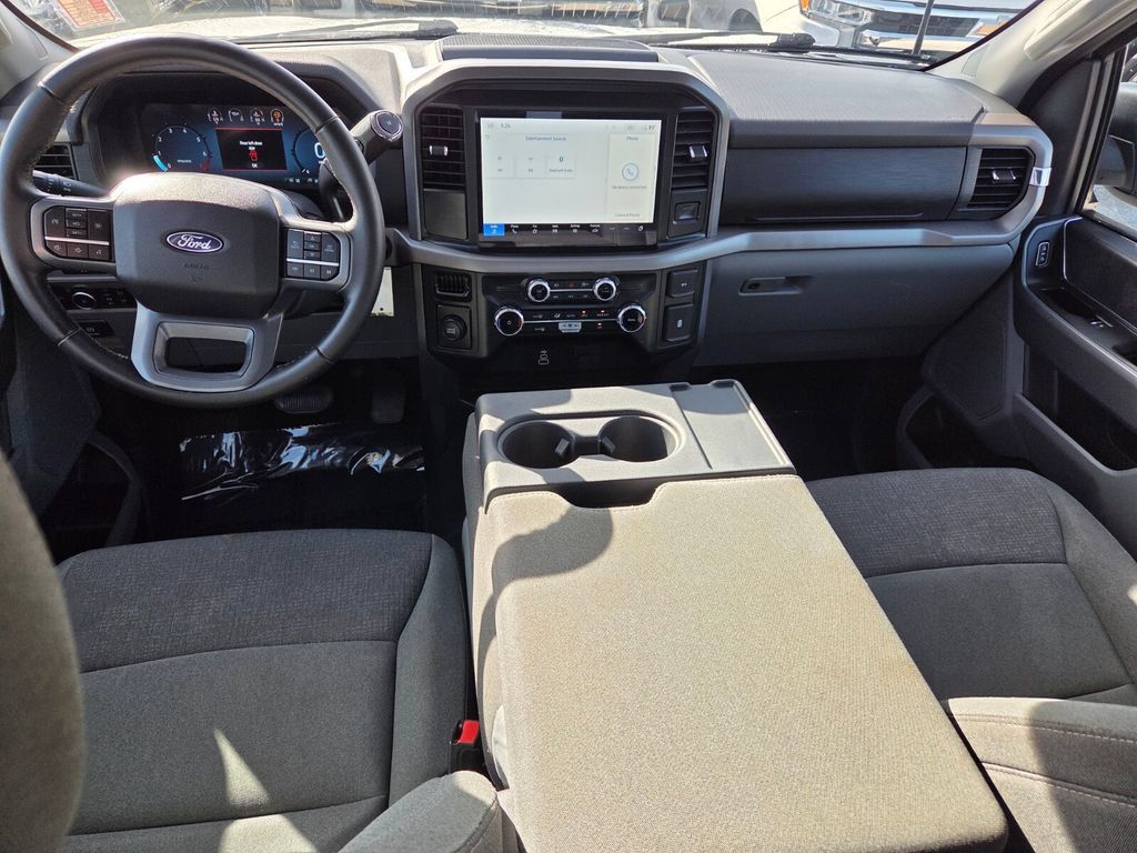 Used 2025 Ford F150 XLT w/ Equipment Group 301A Standard RWD image 9