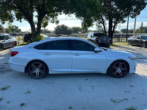 Used 2021 Honda Accord Touring image 19