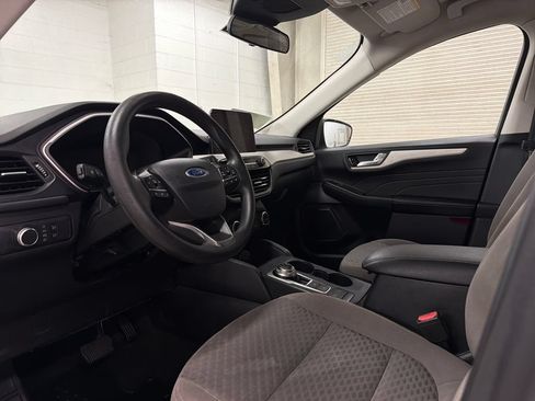 Certified 2021 Ford Escape SE FWD image 6