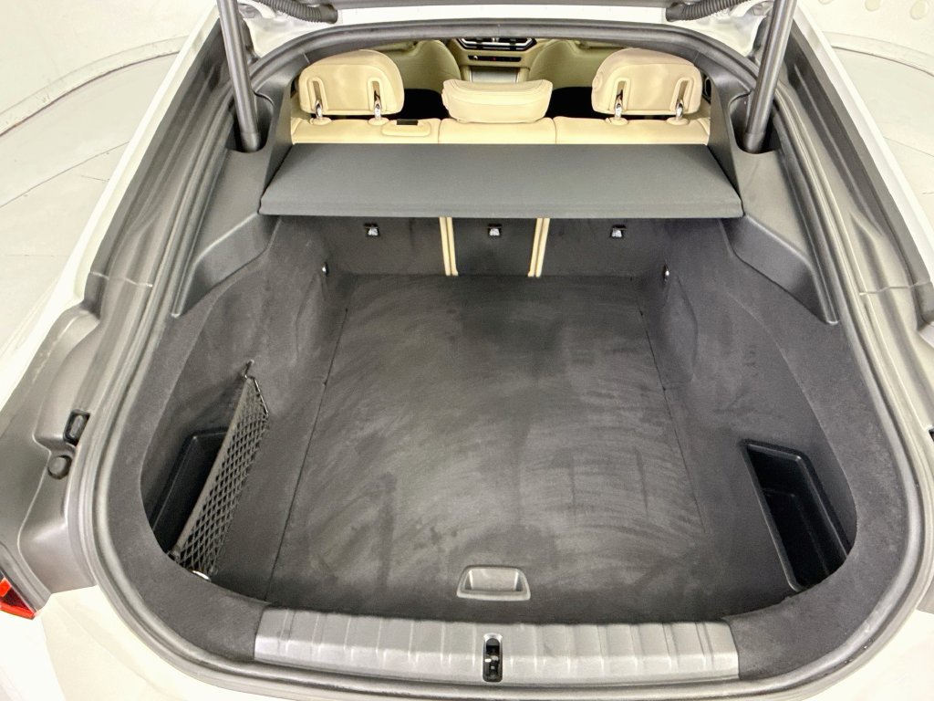 Certified 2024 BMW i4 eDrive40 w/ Premium Package RWD image 27