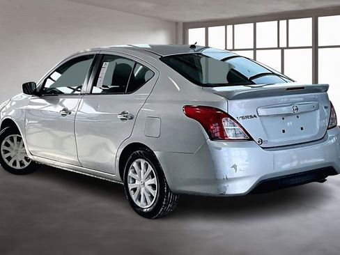 Used 2017 Nissan Versa SV image 14