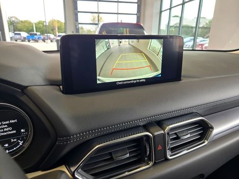 New 2025 MAZDA CX-5 AWD 2.5 S w/ Preferred Package image 28