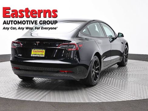 Used 2023 Tesla Model 3 Standard Range RWD image 5