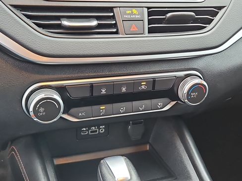 Used 2021 Nissan Altima 2.5 SR image 26