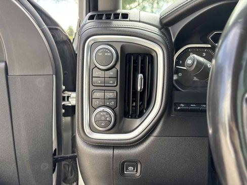 Used 2021 GMC Sierra 2500 Denali w/ Denali Ultimate Package AWD/4WD image 21