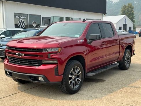 Used 2019 Chevrolet Silverado 1500 RST w/ All-Star Edition AWD/4WD image 2