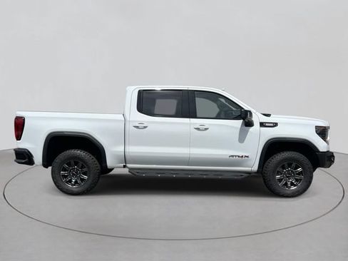Used 2025 GMC Sierra 1500 AT4X AWD/4WD image 5