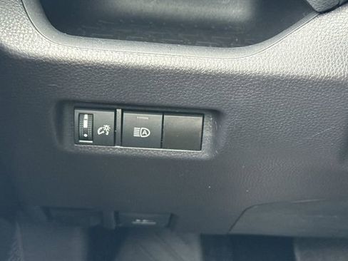 Used 2025 Toyota RAV4 LE FWD image 30