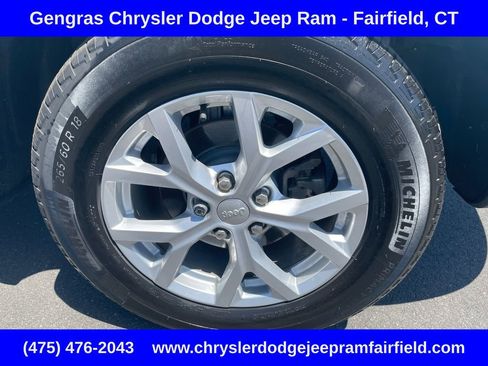 Used 2023 Jeep Grand Cherokee Limited AWD/4WD image 30