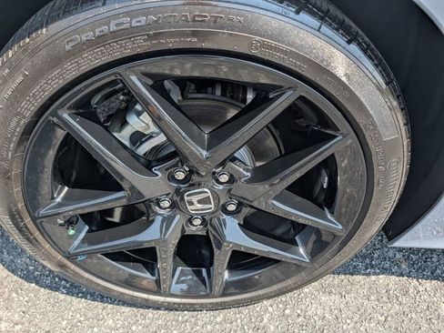 Used 2025 Honda Civic Sport image 6