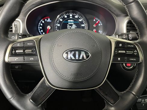 Used 2019 Kia Sorento SX image 14