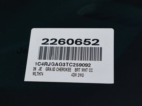 New 2026 Jeep Grand Cherokee Laredo RWD image 34