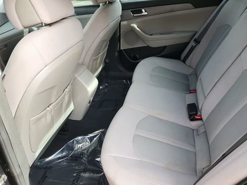 Used 2017 Hyundai Sonata SE image 8