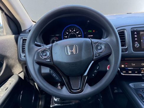 Used 2022 Honda HR-V EX image 17