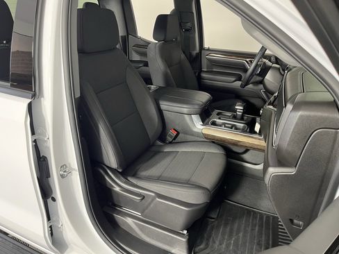 Used 2025 GMC Sierra 1500 Elevation image 29