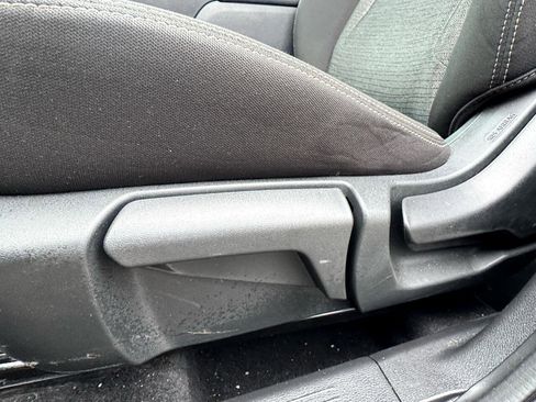 Used 2021 Nissan Rogue S AWD/4WD image 25