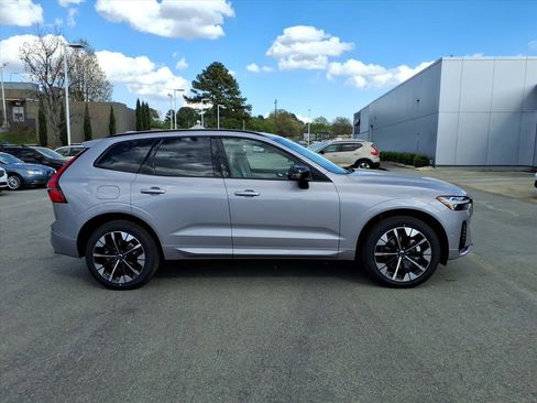 New 2026 Volvo XC60 B5 Ultra w/ Protection Package Premier AWD/4WD image 2