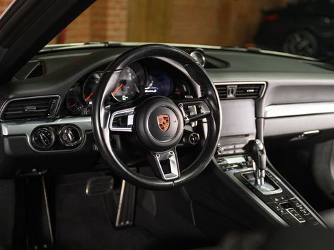 Used 2017 Porsche 911 Carrera S RWD image 25