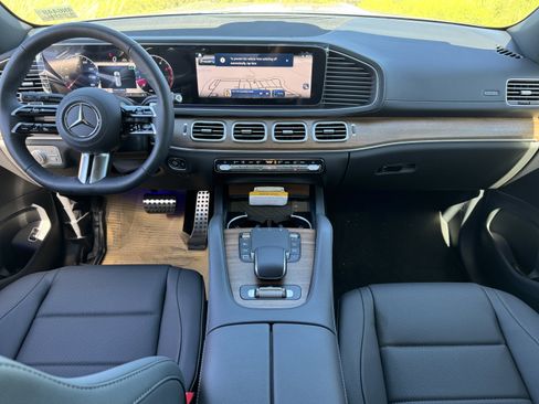 New 2025 Mercedes-Benz GLS 450 4MATIC image 29