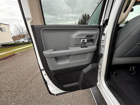 Used 2019 RAM 1500 Big Horn image 21