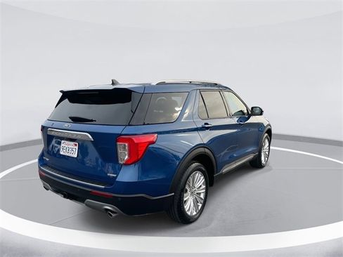 Certified 2022 Ford Explorer Limited w/ Hybrid Equipment Group 310A image 5